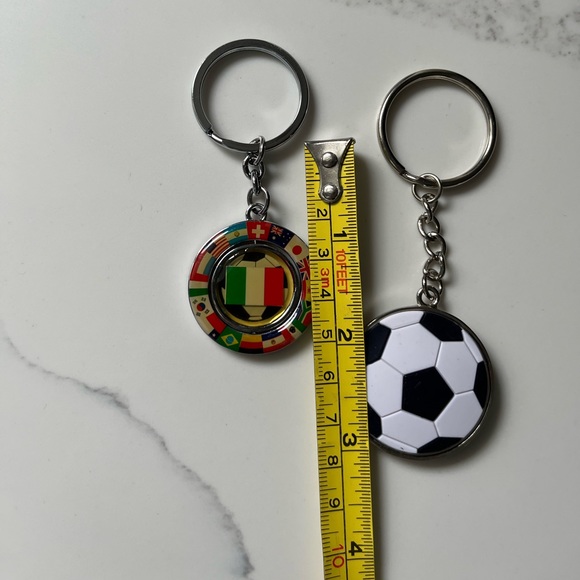 NWOT two soccer keychains. The Italian keychain flips between flag & soccer ball - Picture 5 of 5